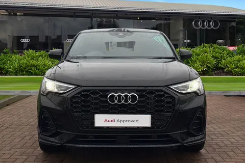 C25LAU Audi Q3 Black Edition 35 TFSI  150 PS S tronic Thumbnail #5