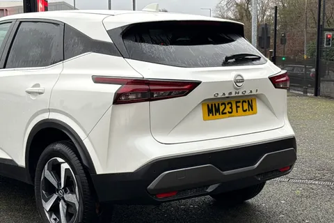 MM23FCN Nissan Qashqai 1.3 DIG-T MHEV N-Connecta Euro 6 (s/s) 5dr Thumbnail #8
