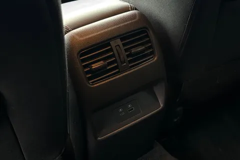 MM23FCN Nissan Qashqai 1.3 DIG-T MHEV N-Connecta Euro 6 (s/s) 5dr Thumbnail #34