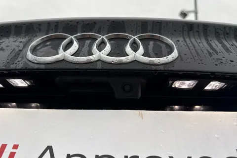 C25LAU Audi Q3 Black Edition 35 TFSI  150 PS S tronic Thumbnail #37