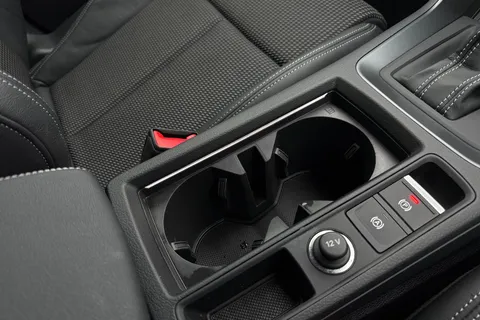 C25LAU Audi Q3 Black Edition 35 TFSI  150 PS S tronic Thumbnail #59