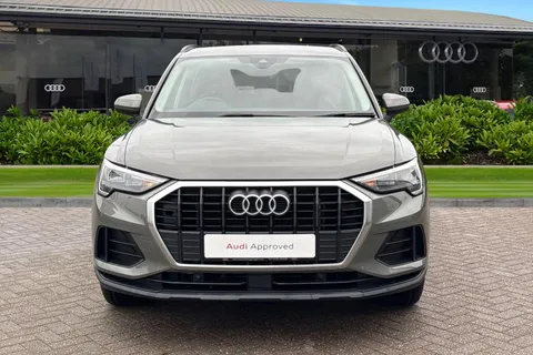 DN72EDV Audi Q3 Technik 35 TFSI  150 PS S tronic Thumbnail #6