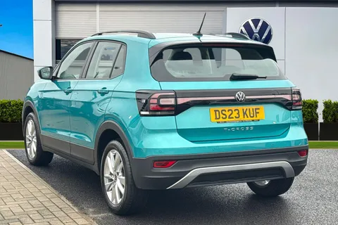 DS23KUF Volkswagen T-Cross 1.0 TSI SE 5dr **FRONT & REAR PARKING SENSORS** Thumbnail #2