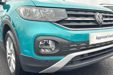 DS23KUF Volkswagen T-Cross 1.0 TSI SE 5dr **FRONT & REAR PARKING SENSORS** Thumbnail #9