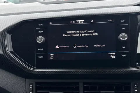 DS23KUF Volkswagen T-Cross 1.0 TSI SE 5dr **FRONT & REAR PARKING SENSORS** Thumbnail #35