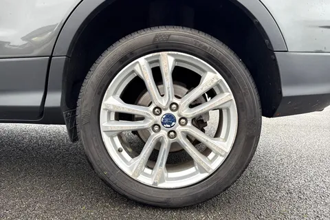 MT65YPA Ford Kuga 2.0 TDCi Titanium X Powershift AWD Euro 6 (s/s) 5dr Thumbnail #12