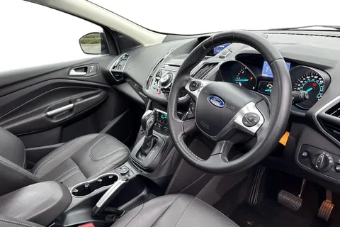 MT65YPA Ford Kuga 2.0 TDCi Titanium X Powershift AWD Euro 6 (s/s) 5dr Thumbnail #13