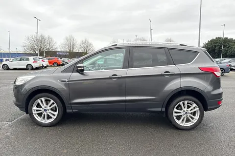 MT65YPA Ford Kuga 2.0 TDCi Titanium X Powershift AWD Euro 6 (s/s) 5dr Thumbnail #30