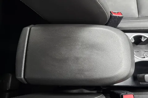 MT65YPA Ford Kuga 2.0 TDCi Titanium X Powershift AWD Euro 6 (s/s) 5dr Thumbnail #57