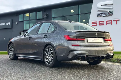 X10NMA BMW 3 Series 2.0 330i M Sport Auto Euro 6 (s/s) 4dr Thumbnail #3