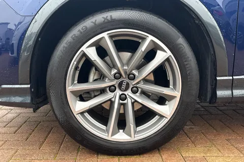 BA72GUD Audi Q3 Black Edition 35 TFSI 150 PS S tronic Thumbnail #11