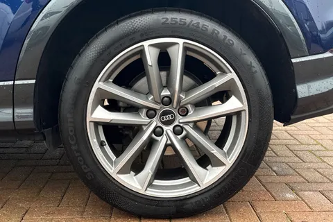 BA72GUD Audi Q3 Black Edition 35 TFSI 150 PS S tronic Thumbnail #12