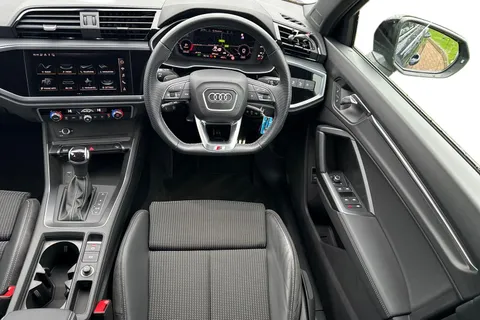 BA72GUD Audi Q3 Black Edition 35 TFSI 150 PS S tronic Thumbnail #17