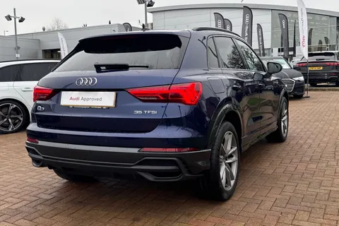 BA72GUD Audi Q3 Black Edition 35 TFSI 150 PS S tronic Thumbnail #26