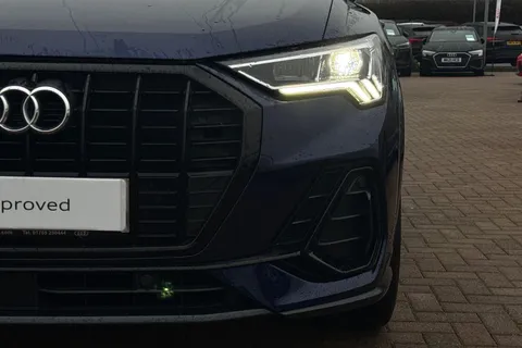 BA72GUD Audi Q3 Black Edition 35 TFSI 150 PS S tronic Thumbnail #29