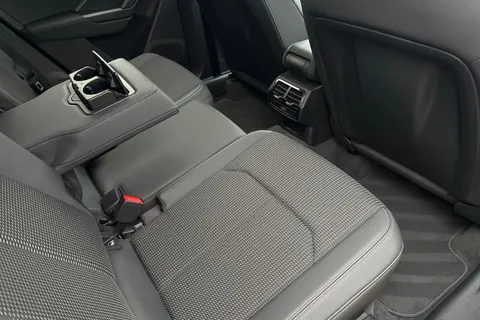 BA72GUD Audi Q3 Black Edition 35 TFSI 150 PS S tronic Thumbnail #39