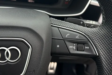 BA72GUD Audi Q3 Black Edition 35 TFSI 150 PS S tronic Thumbnail #48