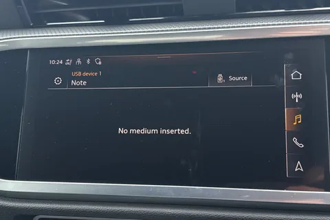 BA72GUD Audi Q3 Black Edition 35 TFSI 150 PS S tronic Thumbnail #53