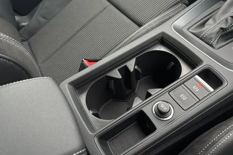 BA72GUD Audi Q3 Black Edition 35 TFSI 150 PS S tronic Thumbnail #59