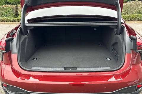 KY25EFO Audi A6 Saloon Launch Edition e-hybrid quattro 299 PS S tronic Thumbnail #7