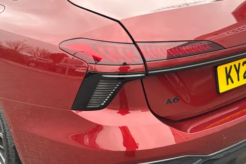 KY25EFO Audi A6 Saloon Launch Edition e-hybrid quattro 299 PS S tronic Thumbnail #8