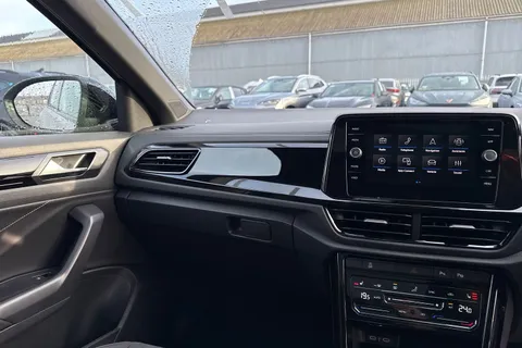 Volkswagen T-Roc 1.0 TSI Style 5dr Thumbnail #20
