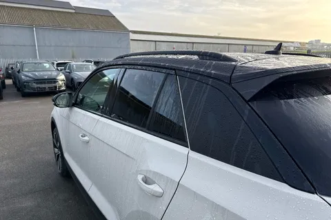 Volkswagen T-Roc 1.0 TSI Style 5dr Thumbnail #29