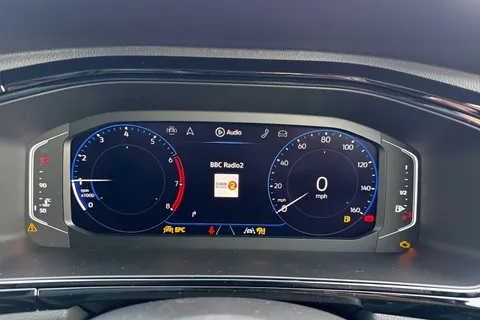 Volkswagen T-Roc 1.0 TSI Style 5dr Thumbnail #39