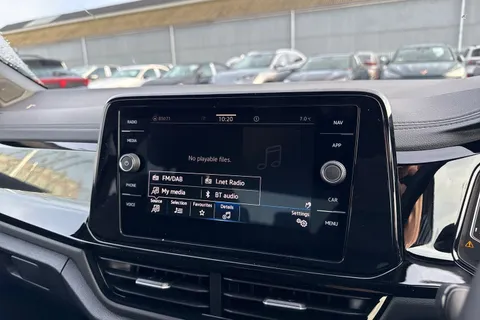 Volkswagen T-Roc 1.0 TSI Style 5dr Thumbnail #45