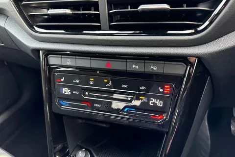Volkswagen T-Roc 1.0 TSI Style 5dr Thumbnail #53