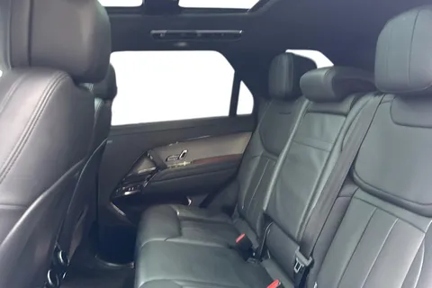 KT73EOU Land Rover Range Rover Sport 3.0 D300 Dynamic SE 5dr Thumbnail #5