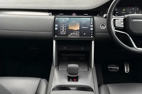 KS74NKX Land Rover Discovery Sport 2.0 D200 Dynamic HSE 5dr Thumbnail #15