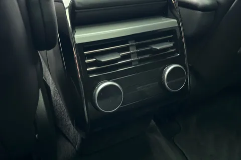 KT73EOU Land Rover Range Rover Sport 3.0 D300 Dynamic SE 5dr Thumbnail #20