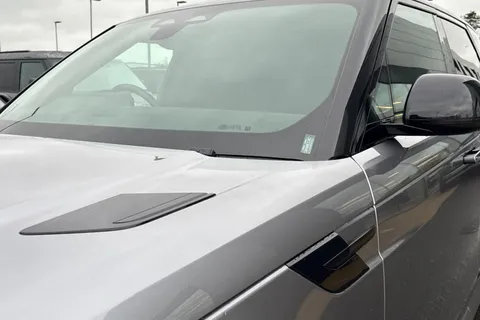 KT73EOU Land Rover Range Rover Sport 3.0 D300 Dynamic SE 5dr Thumbnail #22