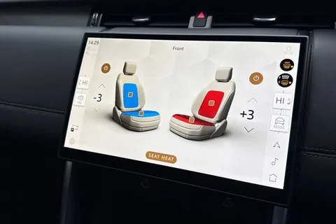 KS74NKX Land Rover Discovery Sport 2.0 D200 Dynamic HSE 5dr Thumbnail #23