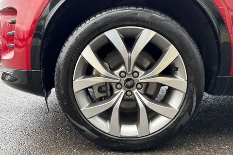 KS74NKX Land Rover Discovery Sport 2.0 D200 Dynamic HSE 5dr Thumbnail #34