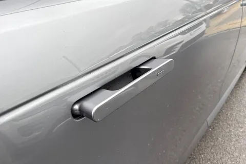 KT73EOU Land Rover Range Rover Sport 3.0 D300 Dynamic SE 5dr Thumbnail #41