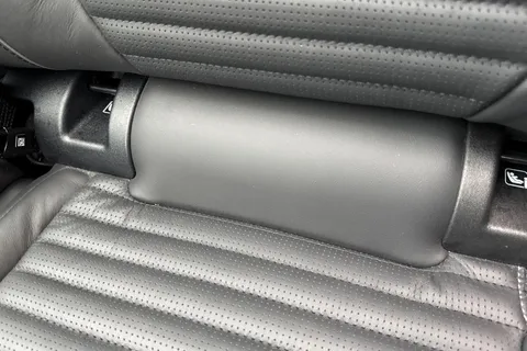 KS74NKX Land Rover Discovery Sport 2.0 D200 Dynamic HSE 5dr Thumbnail #40