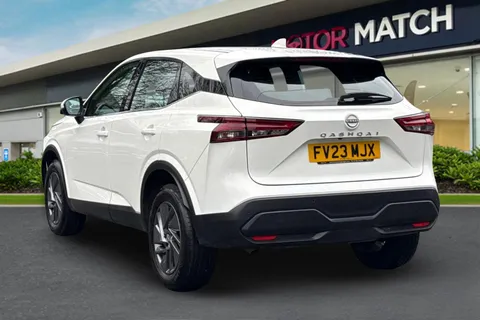 FV23MJX Nissan Qashqai 1.3 DiG-T MH 158 Acenta Premium 5dr Xtronic Thumbnail #2