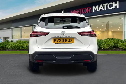 FV23MJX Nissan Qashqai 1.3 DiG-T MH 158 Acenta Premium 5dr Xtronic Thumbnail #4