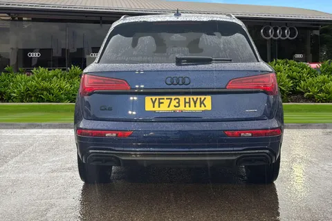 YF73HYK Audi Q5 50 TFSI e Quattro Black Edition 5dr S Tronic Thumbnail #4