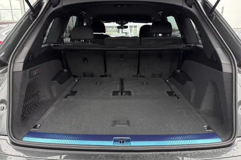  Audi Q7 3.0 TFSI V6 55 Black Edition Tiptronic quattro Euro 6 (s/s) 5dr Thumbnail #7