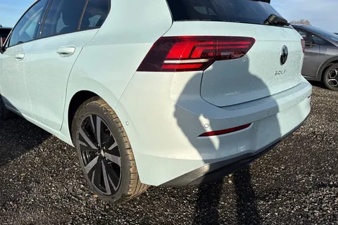  Volkswagen Golf 1.5 TSI eHybrid 19.7kWh Match DSG Euro 6 (s/s) 5dr Thumbnail #7