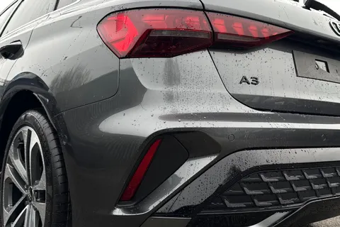 Audi A3 1.5 TFSI S line Sportback Euro 6 (s/s) 5dr Thumbnail #8