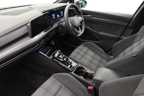 RF73GXJ Volkswagen Golf 1.4 TSI GTE 5dr DSG Thumbnail #8