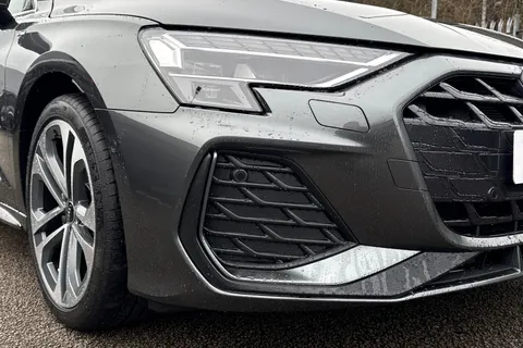 Audi A3 1.5 TFSI S line Sportback Euro 6 (s/s) 5dr Thumbnail #9