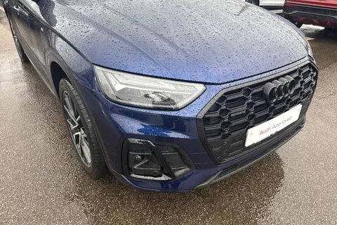 YF73HYK Audi Q5 50 TFSI e Quattro Black Edition 5dr S Tronic Thumbnail #8