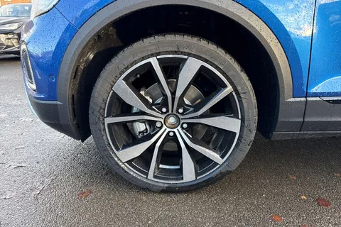  Volkswagen T-Roc 1.5 TSI Style Design DSG Euro 6 (s/s) 5dr Thumbnail #9