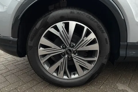 KY75CPV Audi Q4 e-tron Q4  Sport 55 e-tron quattro 250,00 kW Thumbnail #11