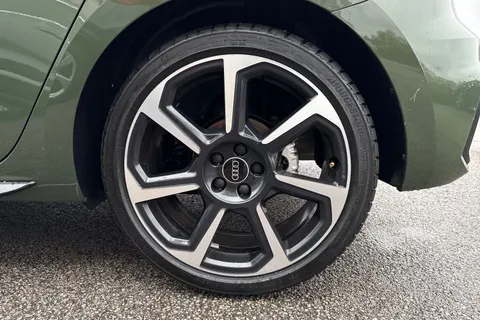  Audi A1 1.5 TFSI 35 Black Edition Sportback S Tronic Euro 6 (s/s) 5dr Thumbnail #12